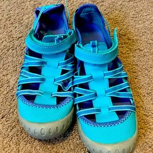 ⭐️ Jambu KD Dusk Girl's Outdoor Fisherman Sandal Sz 2